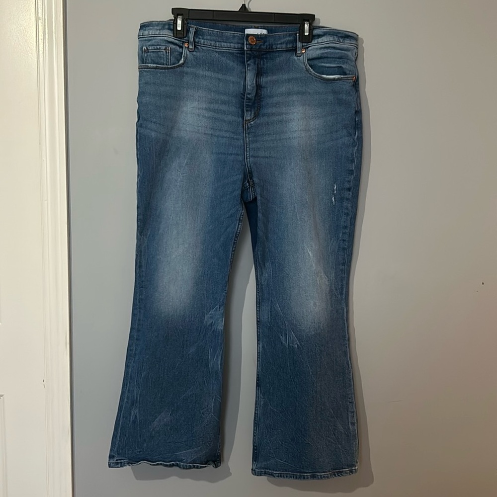 Women’s Loft high waist slim flare jeans size 34/18 EUC